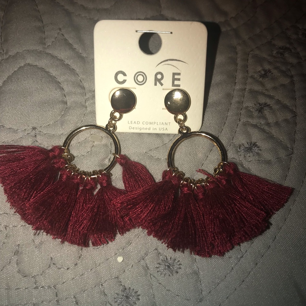 Maroon tassel ear rings